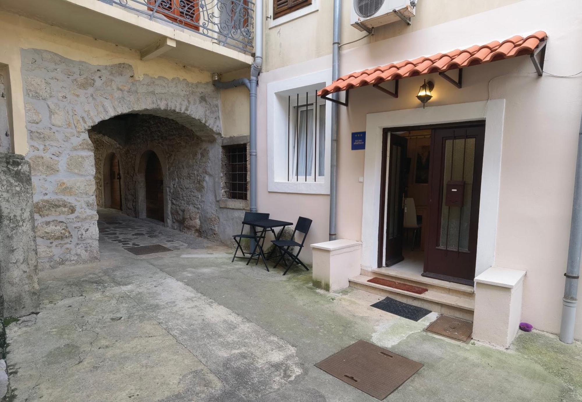 Apartment Zlatko , Ten Steps To The Sea Опатия Экстерьер фото